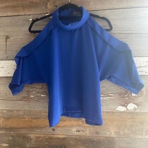 Garcia blouse, 97% polyester 3% spandex, size Small